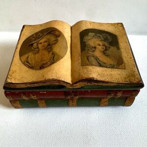 Vtg Borghese Ceramic Book Form Music Box Swiss Reuge Movement Rococo Chalkware